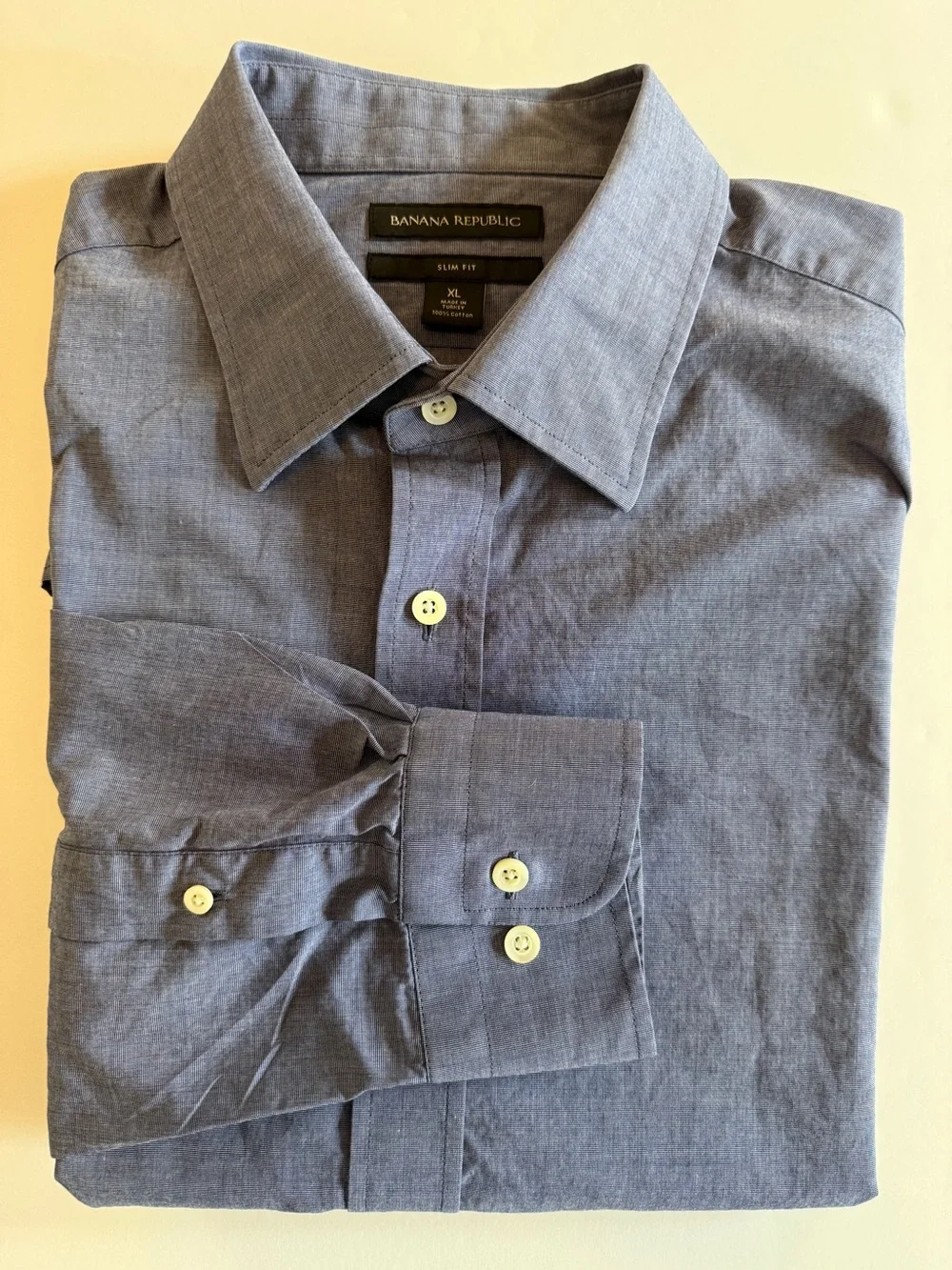 Banana Republic Men’s Slim Fit Shirt – Size XL – Blue Micro-Stripe